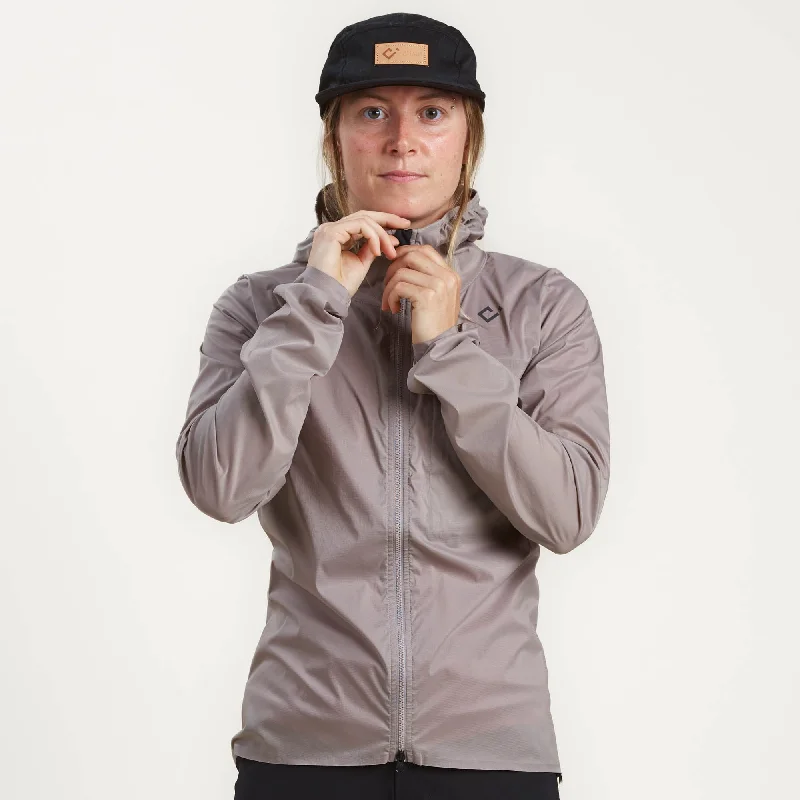 Exquisite Tailoring Women's Ultralight TRAIL Hooded Jacket