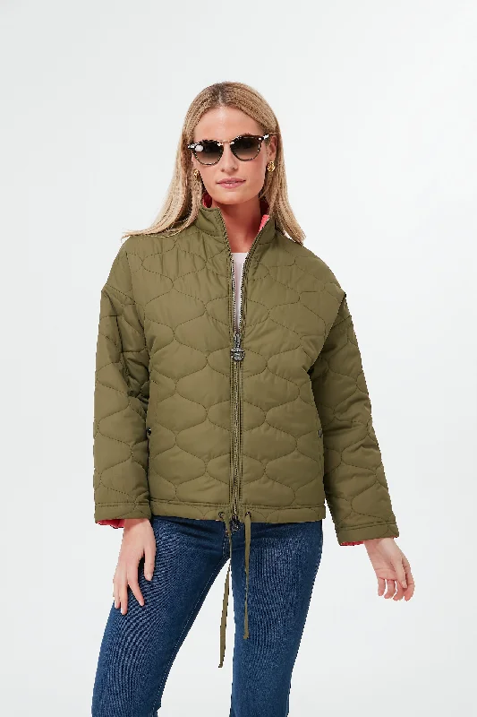 Fashion Must-have Reversible Olive Tree and Pink Punch Apia Quilt