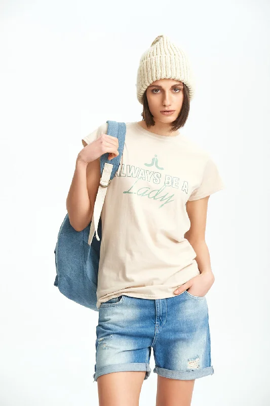 High-quality fabrics Women's Basic Tee