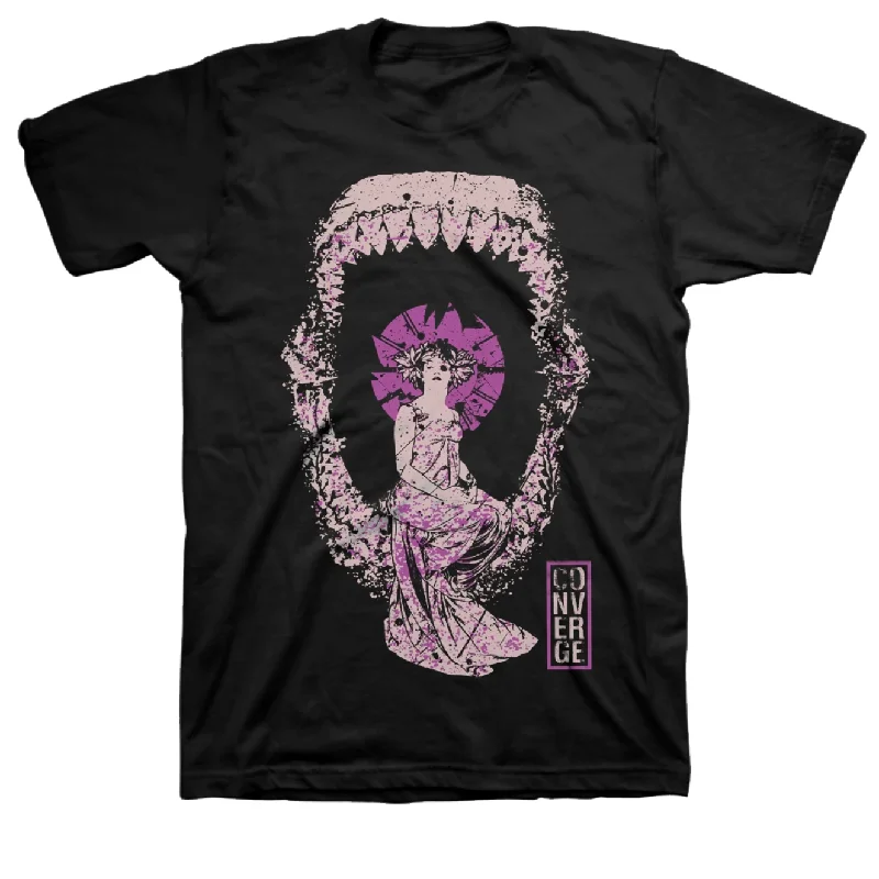 Relaxed Chic Converge "Maneater" T-Shirt