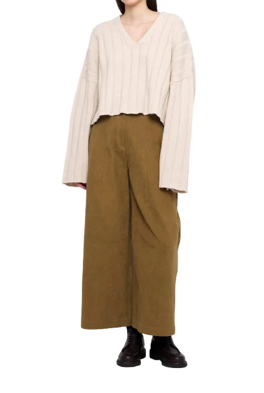 Boutique style Oversized Ribbed V-Neck Sweater In Beige/white
