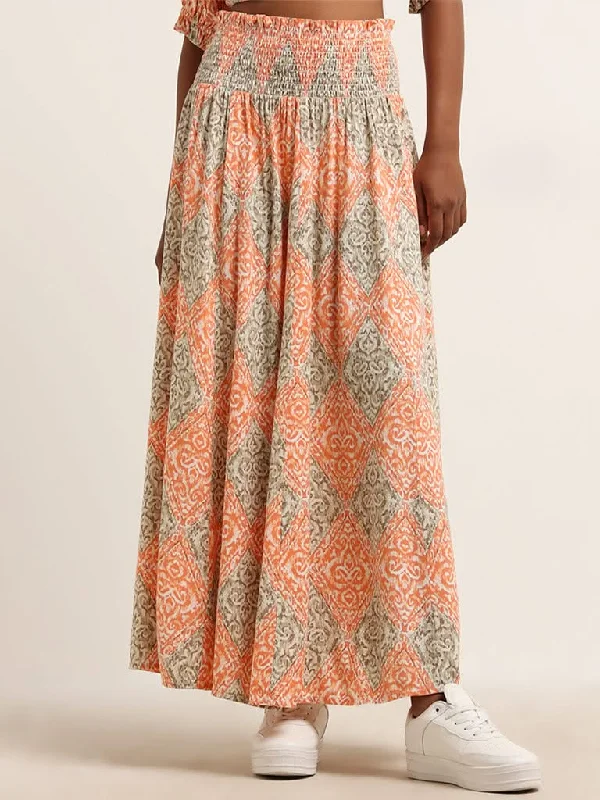 Fashion Style Bombay Paisley Peach Printed Mid Rise Skirt