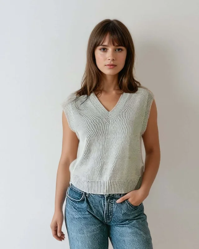 Fashion Classic GIA | Egyptian Cotton V-Neck Sweater Vest