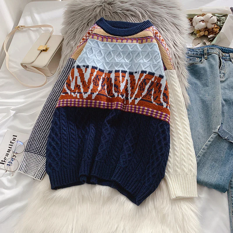 Retro Style Design sense: a small number of people wear sweaters outside  5113