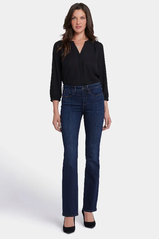 Street Fashion Barbara Bootcut Jeans - Northbridge