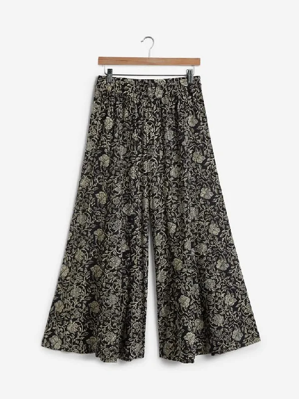 Sports And Leisure Utsa Black Floral Print Flared Palazzos