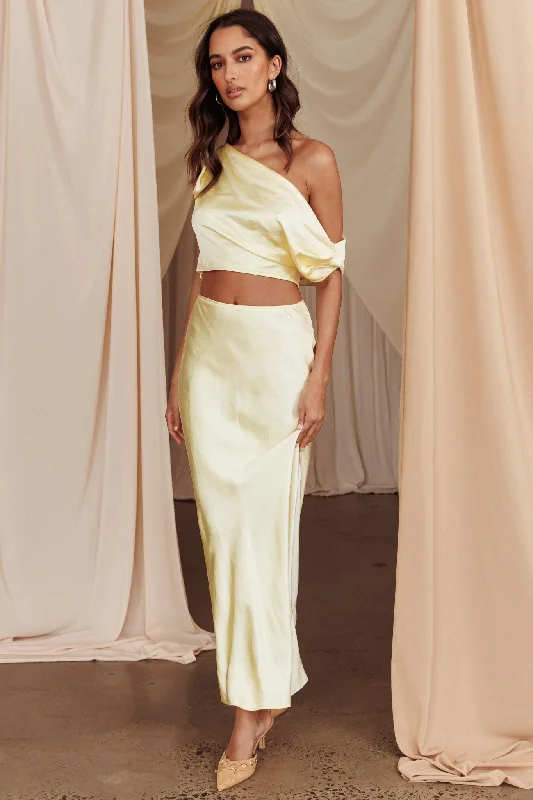 Bottom And Versatile Alivya Satin Maxi Skirt Butter