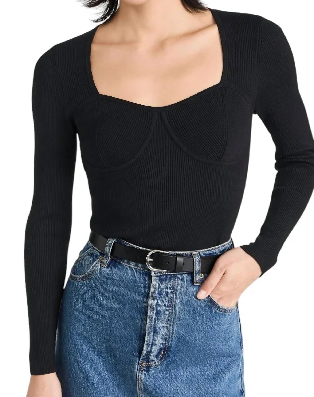 Fashionable and versatile Ribbed Sweetheart Neckline Top In Black